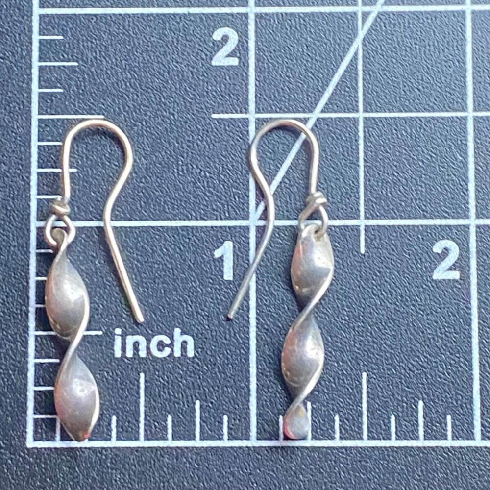 Sterling Silver Twisted Ribbon Dangle Earrings Vintage ROCKy 2.4g 1.5" Estate - Picture 3 of 9